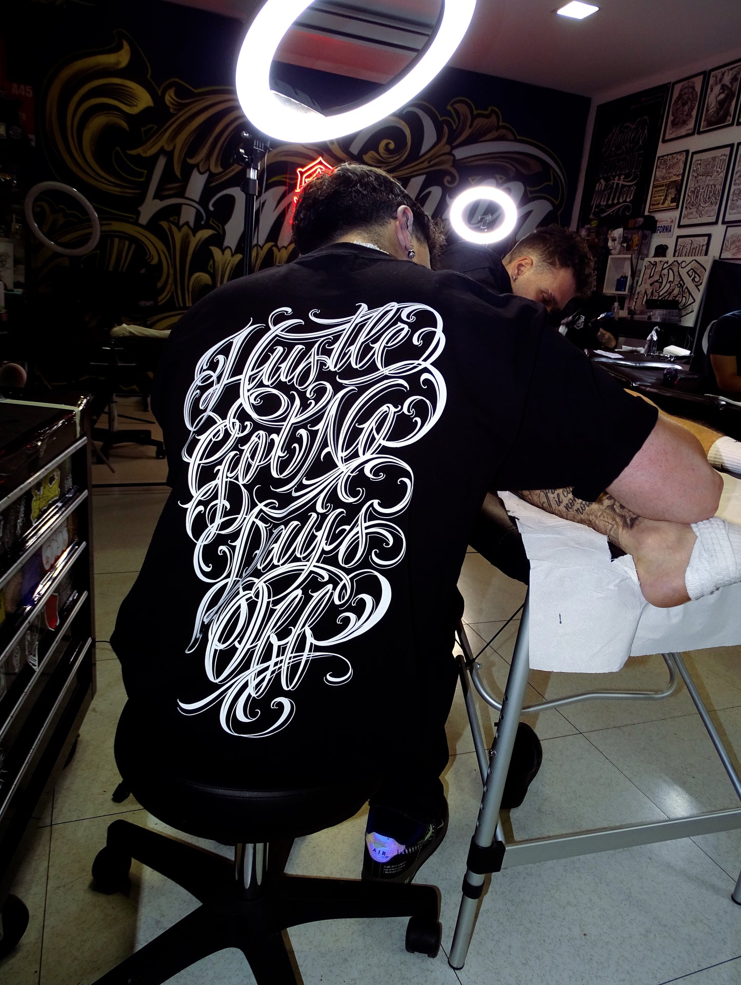 PRE-ORDER BLACK “HUSTLE GOT NO DAYS OFF”