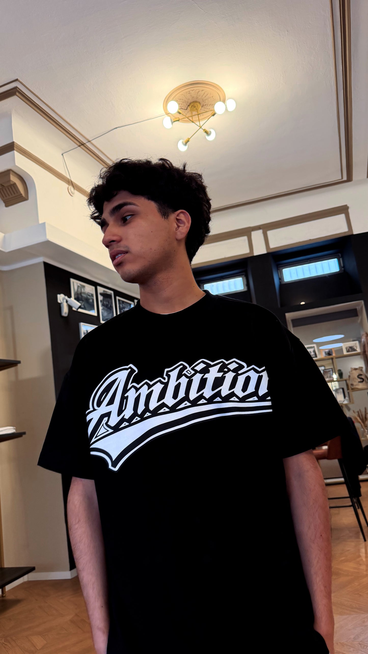 BLACK T-SHIRT AMBITION